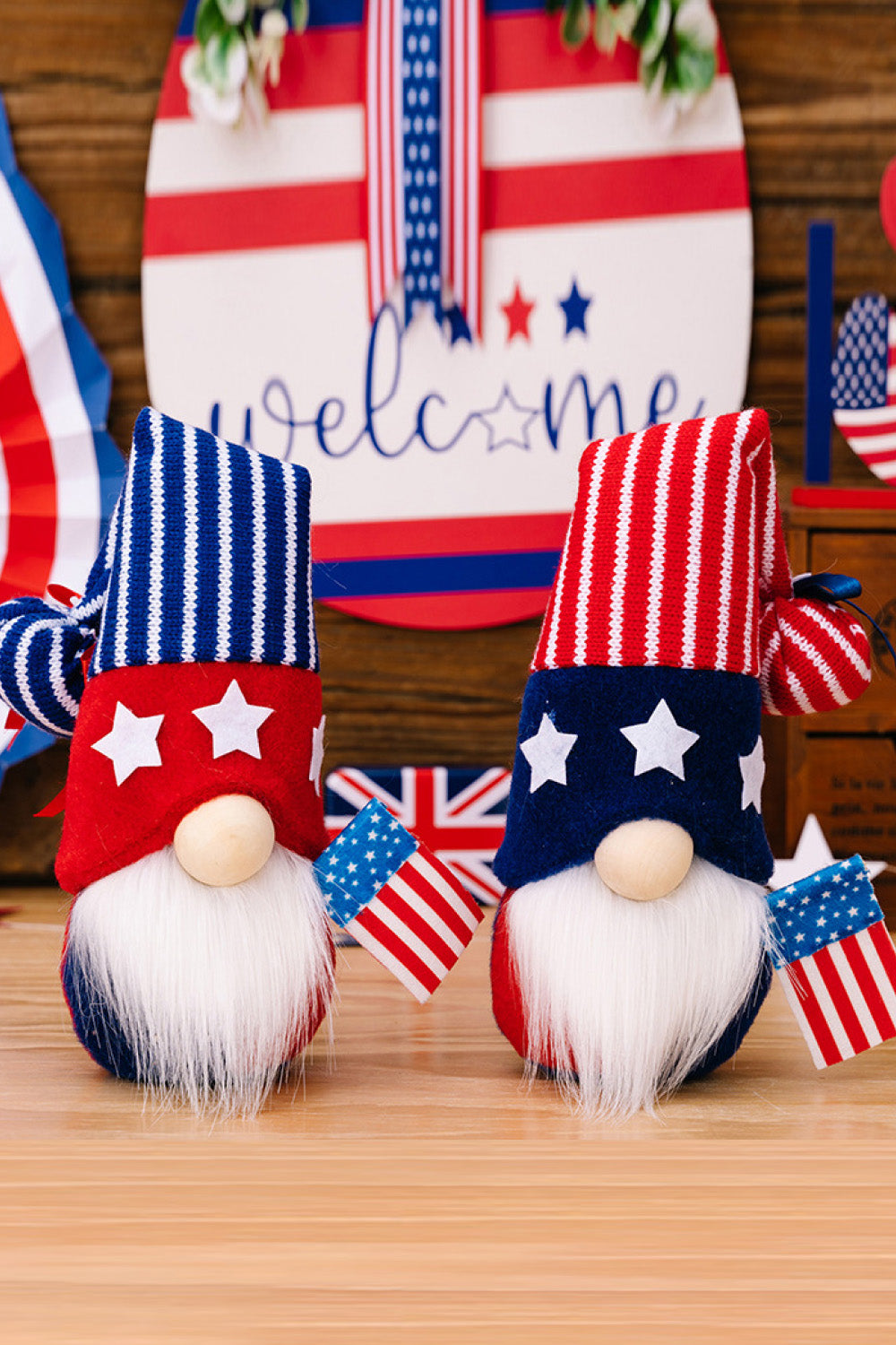 2-Piece Independence Day Knit Decor Gnomes